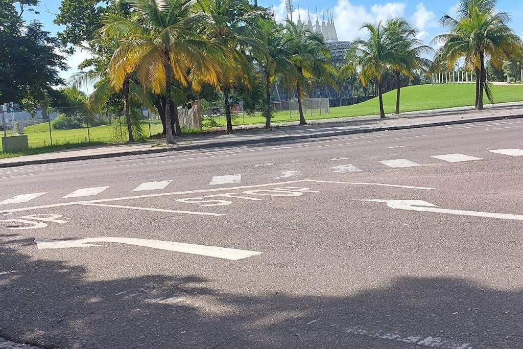 Budget & Basic In Local Neighborhood, 7Min Drive To Downtown Nassau Beach Paradise Apartamento Exterior foto